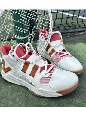 New Balance Coco CG1 in the "Sea Salt Tobacco Size Womens 8.5
